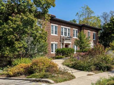 Main picture of 1923 Geddes Ave