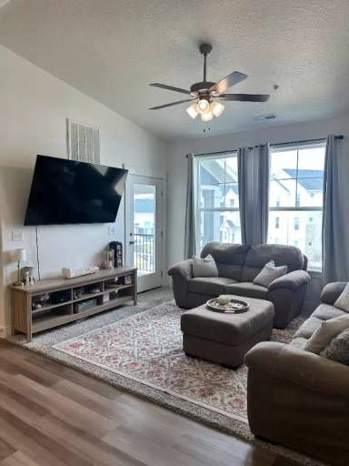 Main picture of 938 W Coral Charm Way
