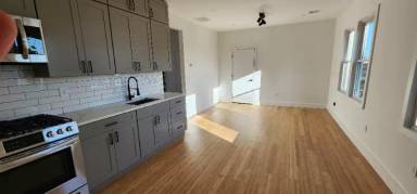 Main picture of 246 W Linden Ave