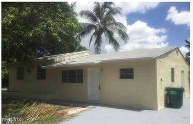 Main picture of 2101 SW 46th Ave