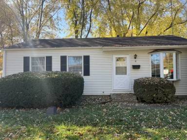 Main picture of 8 Claire Dr
