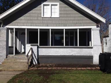 Main picture of 1751 Martindale Ave SW