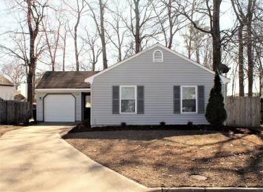 Main picture of 1504 Crawley Cir