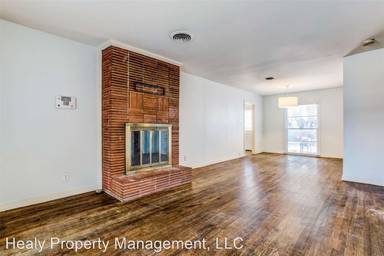Main picture of 7706 Robin Rd