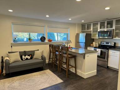 Main picture of 1744 E Sunrise Meadow Dr
