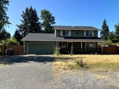 Main picture of 16231 84th Ct SE