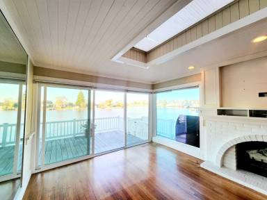 Main picture of 1457 Shoal Dr