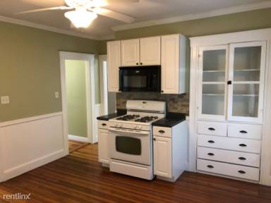 Main picture of 33 Durrell St