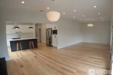 Main picture of 3705 Arlington Ave