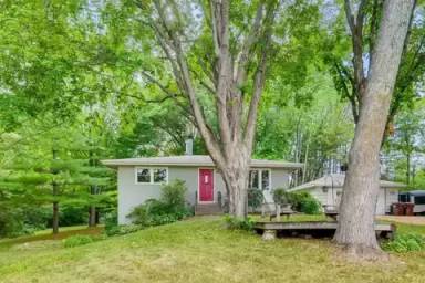 Main picture of 7933 Maple Hill Rd