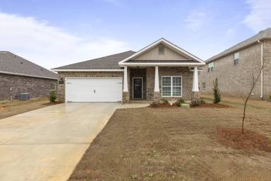 Main picture of 108 Burdine St