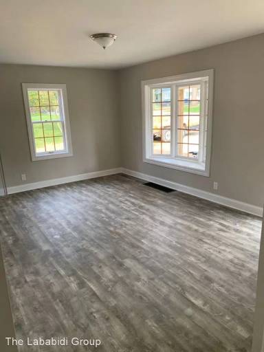 Main picture of 2164 Beach Dr