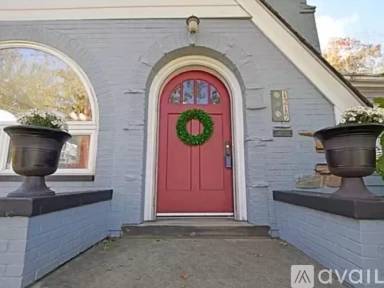 Main picture of 1219 Herschel Ave