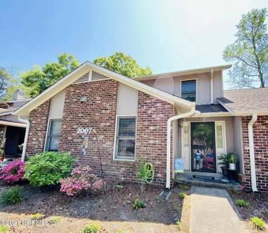 Main picture of 2007 Quail Ridge Road Unit Q - Q