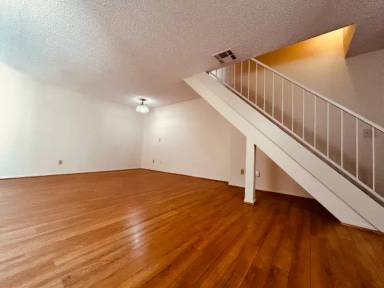 Main picture of 657 W California Ave