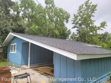 Main picture of 15 Linda Ln