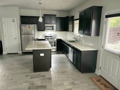 Main picture of 13125 Welder Lk