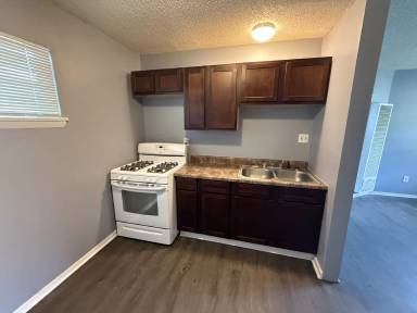 Main picture of 2086 Hubert Ave