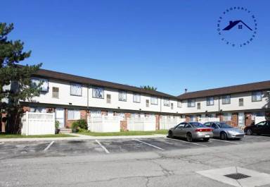 Main picture of 24995 Mayfair St
