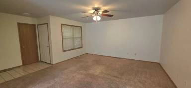 Main picture of 3056 S Fort Ave