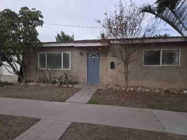 Main picture of 1555 W 33rd St