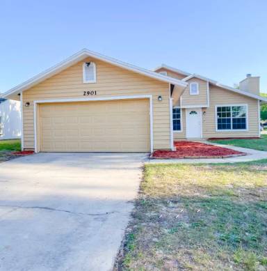 Main picture of 2901 Amroth Pl