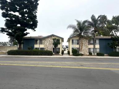 Main picture of 714 N Bullis Rd