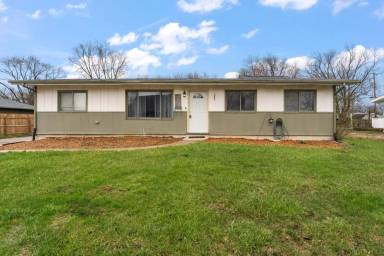 Main picture of 767-1 Heritage Rd