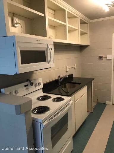 Main picture of 205 Little St