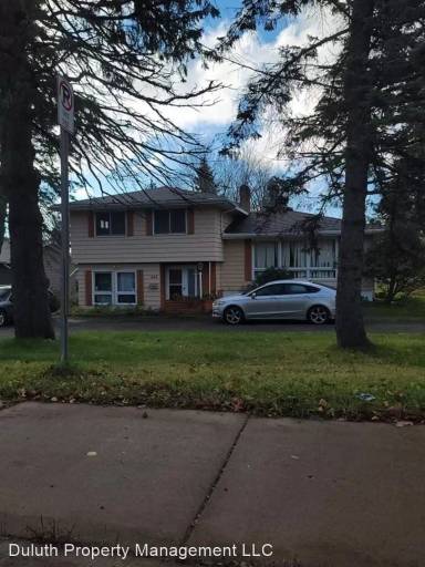 Main picture of 444 W Arrowhead Rd