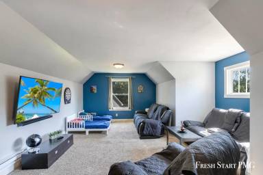 Main picture of 611 Marketplace Blvd