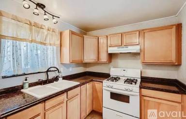 Main picture of 9360 Lowell Blvd