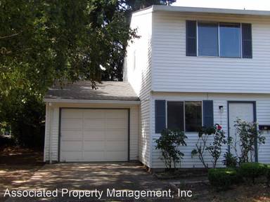 Main picture of 125 NE 7th Ave