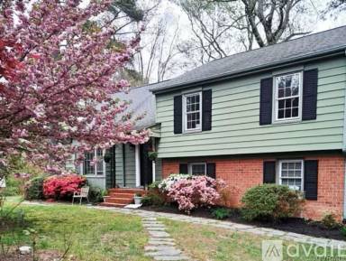 Main picture of 4121 Southampton Rd