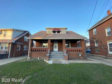 Main picture of 1801 Rockefeller Rd