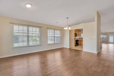 Main picture of 4707 Carrington Blvd SE