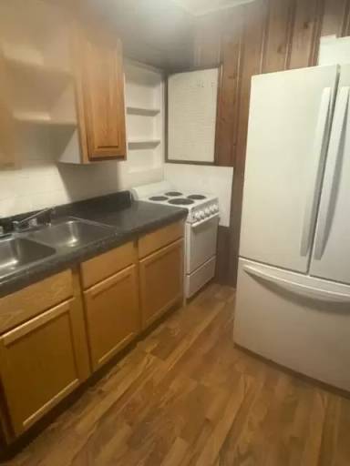 Main picture of 272 N Avenue C