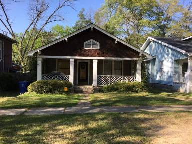 Main picture of 2409 Preston St