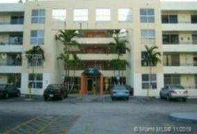 Main picture of Flamingo Court Condominium