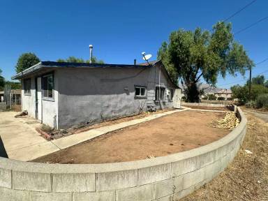 Main picture of 22425 Cottonwood Ave