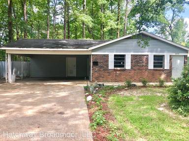 Main picture of 5552 Crepe Myrtle Dr