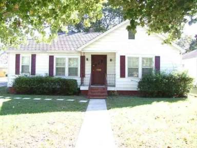 Main picture of 1433 N Bronough St
