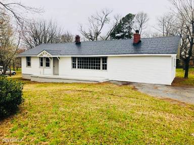 Main picture of 205 Rhett St