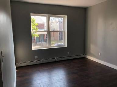 Main picture of 9 Vanderpool St