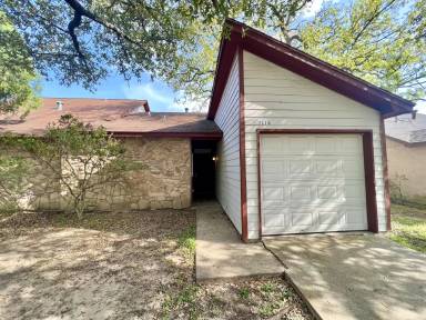 Main picture of 1116 Airline Dr