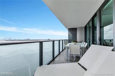 Main picture of One Paraiso Condo