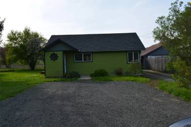 Main picture of 78160 Highway 99