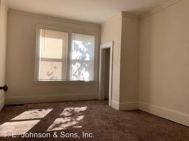 Main picture of 2304 Montrose Ave