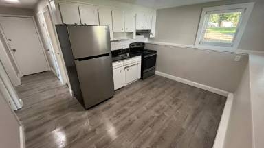 Main picture of 8 Perry St