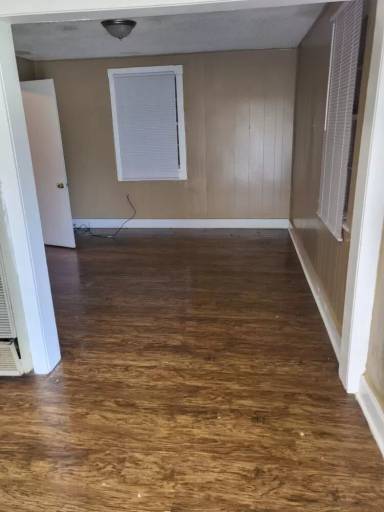 Main picture of 820 Dallas St